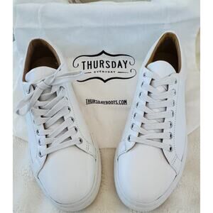 New in Box Thursday White Premier Leather Low Top Sneakers Womens 9